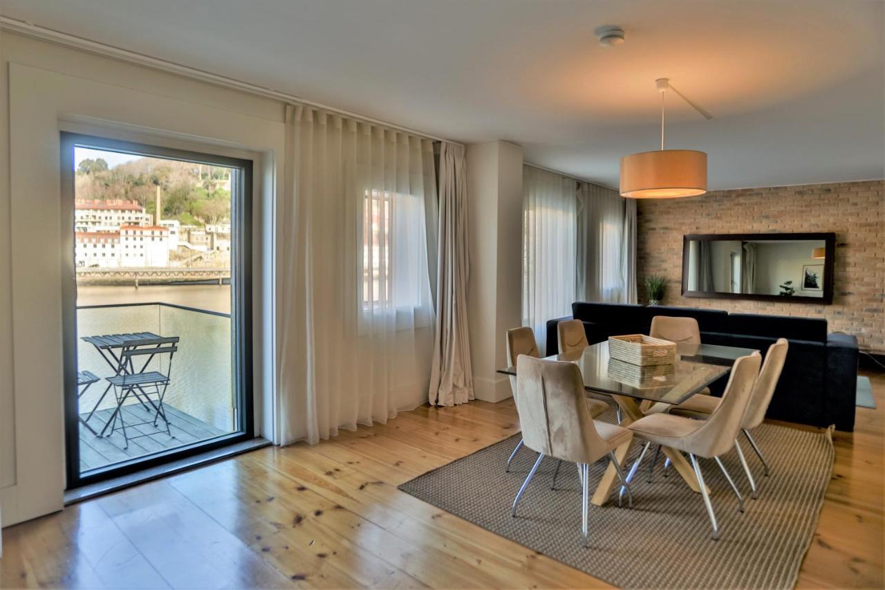 Douro Triplex - Destilaria Residence By Porto City Hosts Вила-Нова-ди-Гая Экстерьер фото