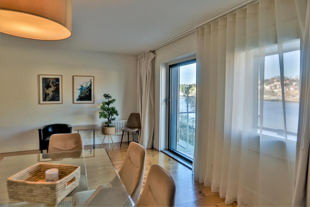 Douro Triplex - Destilaria Residence By Porto City Hosts Вила-Нова-ди-Гая Экстерьер фото