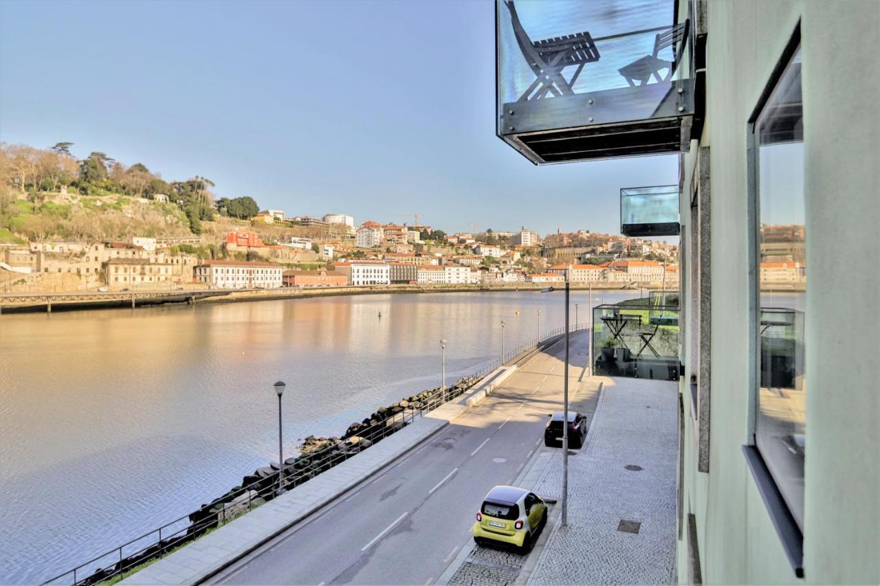 Douro Triplex - Destilaria Residence By Porto City Hosts Вила-Нова-ди-Гая Экстерьер фото