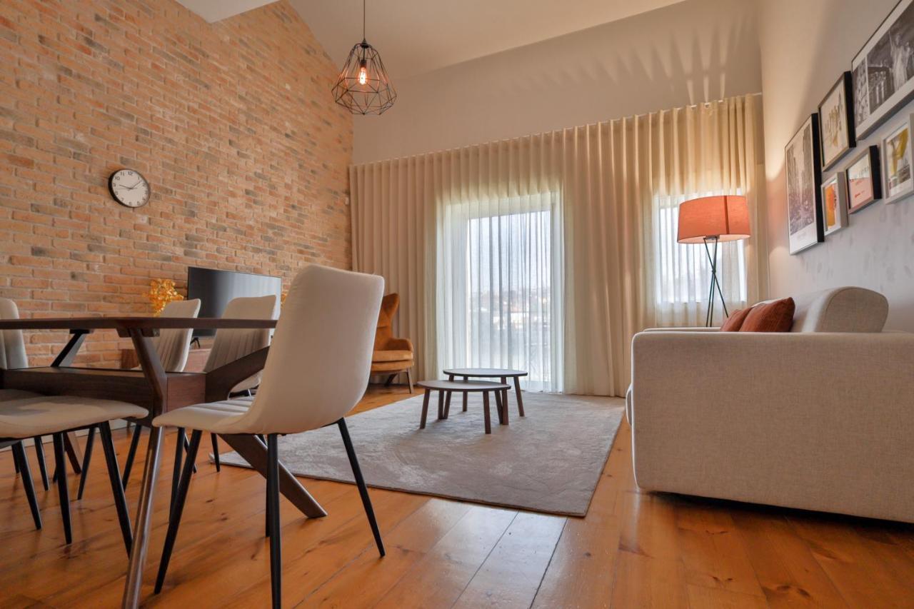 Douro Triplex - Destilaria Residence By Porto City Hosts Вила-Нова-ди-Гая Экстерьер фото