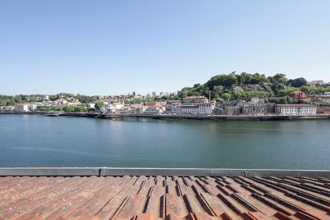 Douro Triplex - Destilaria Residence By Porto City Hosts Вила-Нова-ди-Гая Экстерьер фото