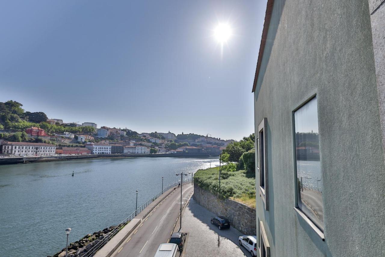 Douro Triplex - Destilaria Residence By Porto City Hosts Вила-Нова-ди-Гая Экстерьер фото