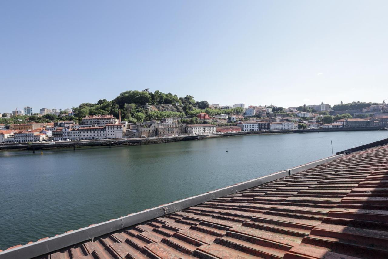 Douro Triplex - Destilaria Residence By Porto City Hosts Вила-Нова-ди-Гая Экстерьер фото